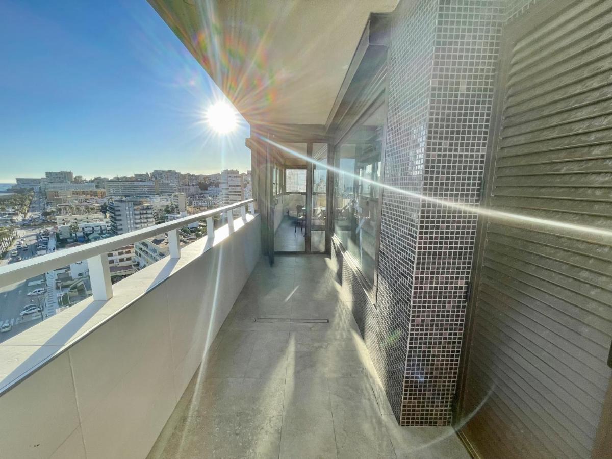 Exclusive Beachfront Apartment Torremolinos - Pool - Paddle - Tenis - Wifi - Central Aircon Exterior foto