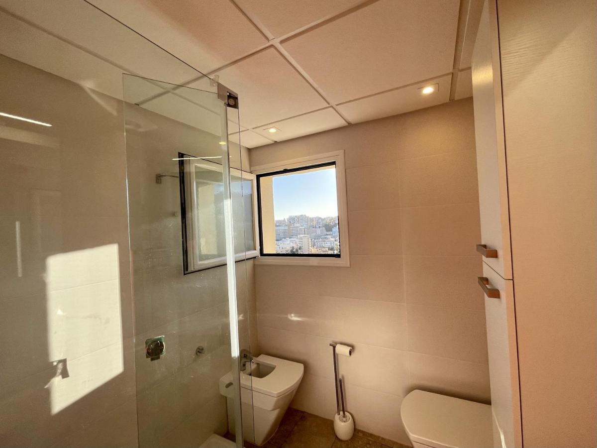 Exclusive Beachfront Apartment Torremolinos - Pool - Paddle - Tenis - Wifi - Central Aircon Exterior foto